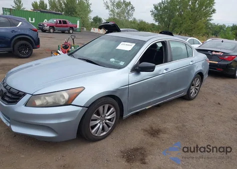 2011 Honda Accord 2.4 Ex z USA, uszkodzony, nr VIN 1HGCP2F73BA089196